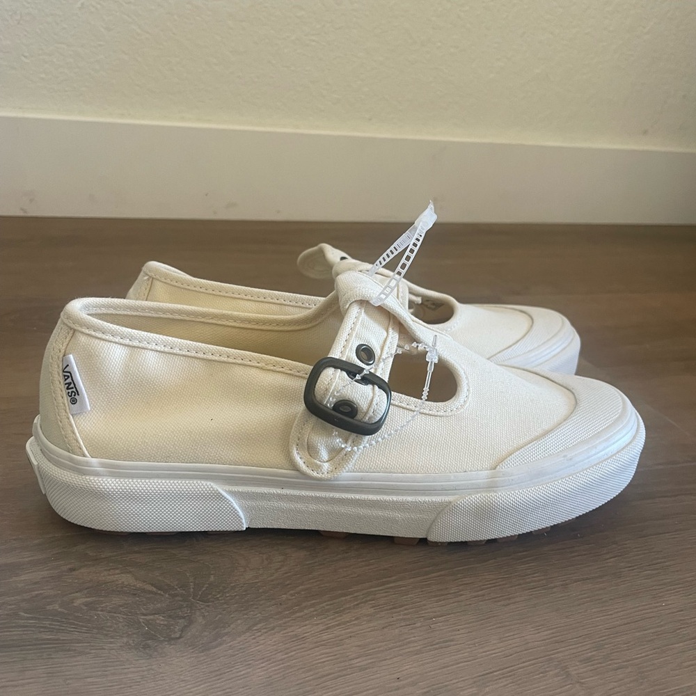 Vans Mary Jane Style 93 Buckle Strap Women’s Shoes Classic White Canvas Size 5